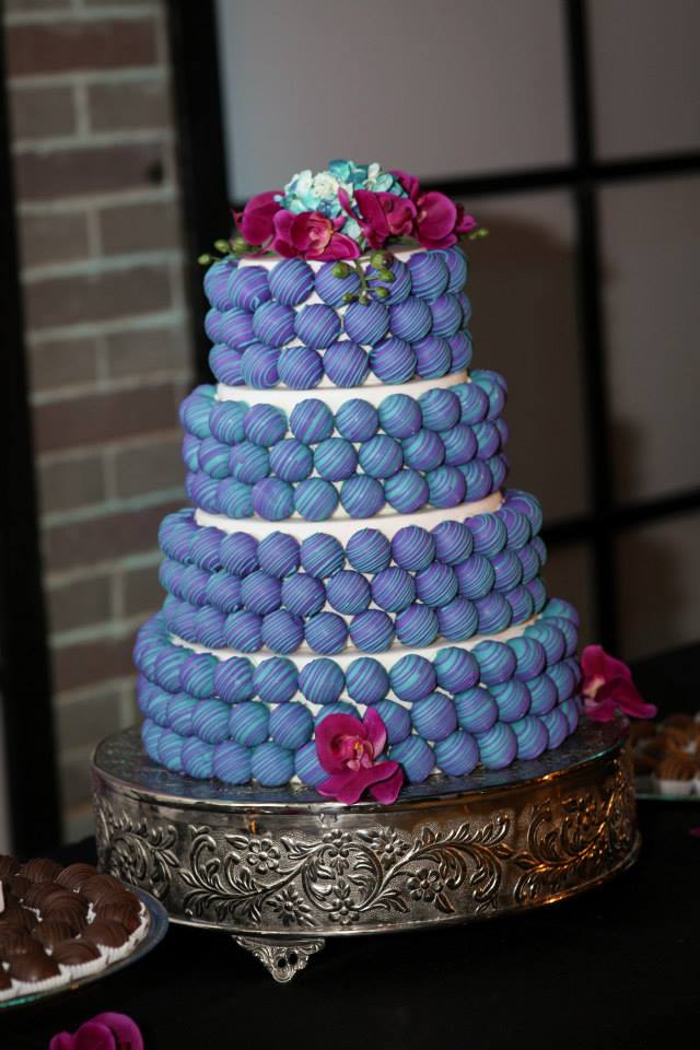 blue-cake-ball-wedding-cake.jpg