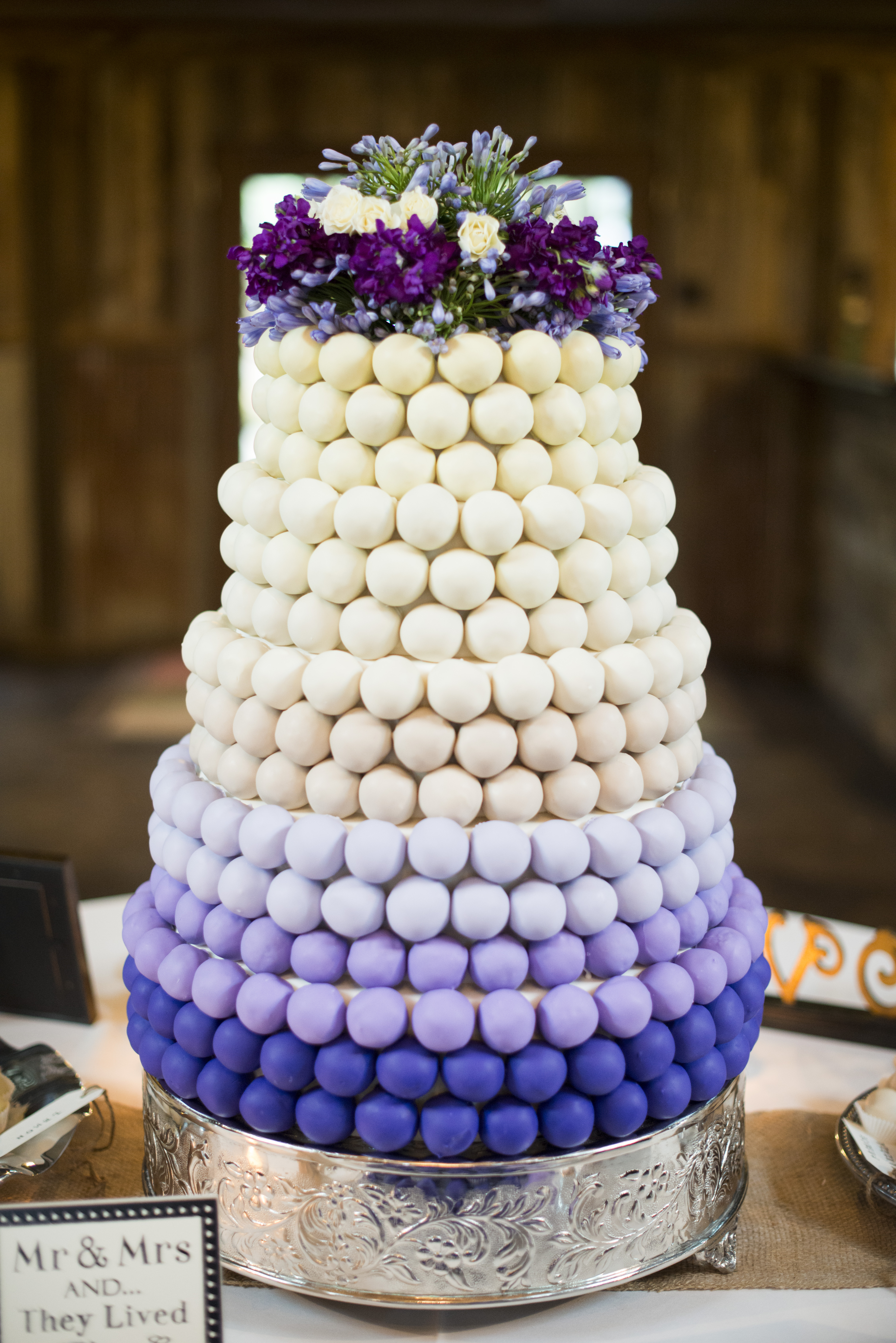 cake pop wedding centerpieces